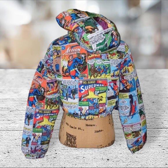 Forever 21 hooded DC comic Book jacket/hoodie/puffer coat size M🎉hp🎉 - Picture 4 of 15